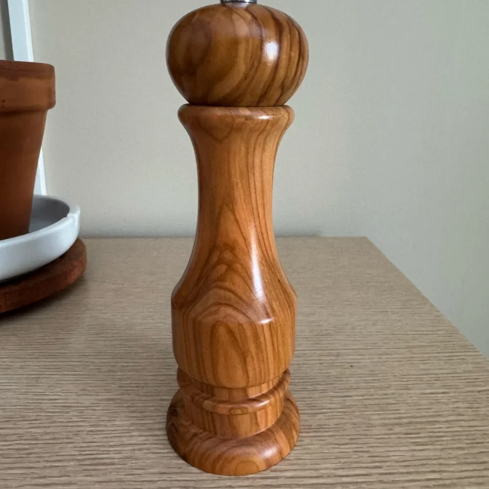 Williams Sonoma Salt Grinder
